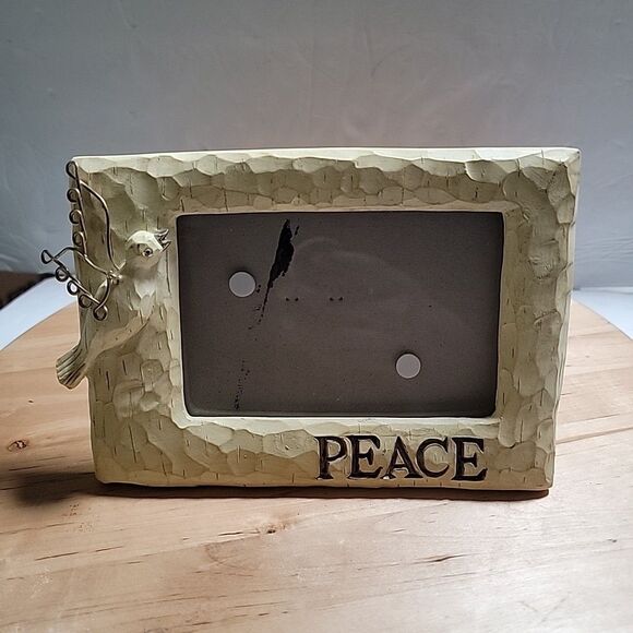 Vtg Country Folk Art Dove Bird Faux Wood Resin Peace Photo Picture Frame 3.5 x 5 - Picture 1 of 5